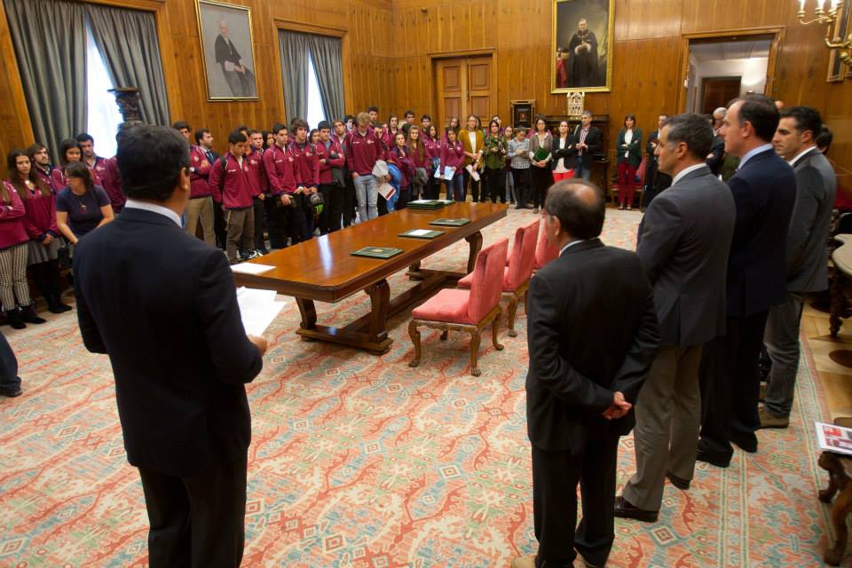 Firma del Convenio de Colaboraci&oacute;n entre la Fundaci&oacute;n Miguel Indur&aacute;in y el Centro de Estudios Ol&iacute;mpicos de la Universidad de Navarra